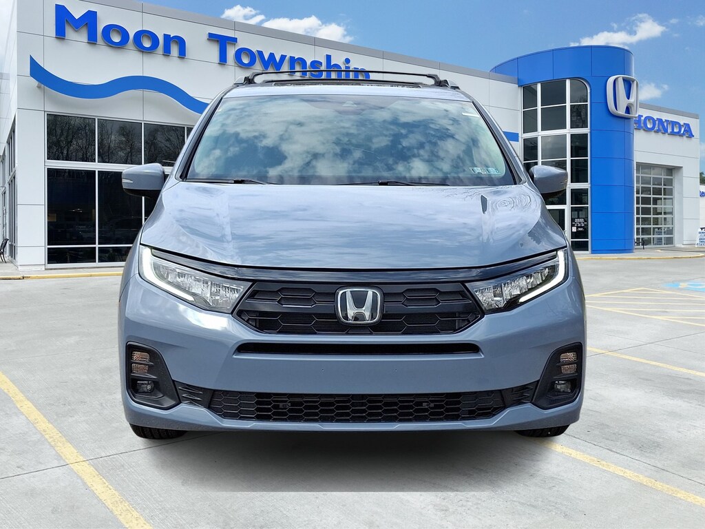New 2026 Honda Odyssey Touring Minivan/Van