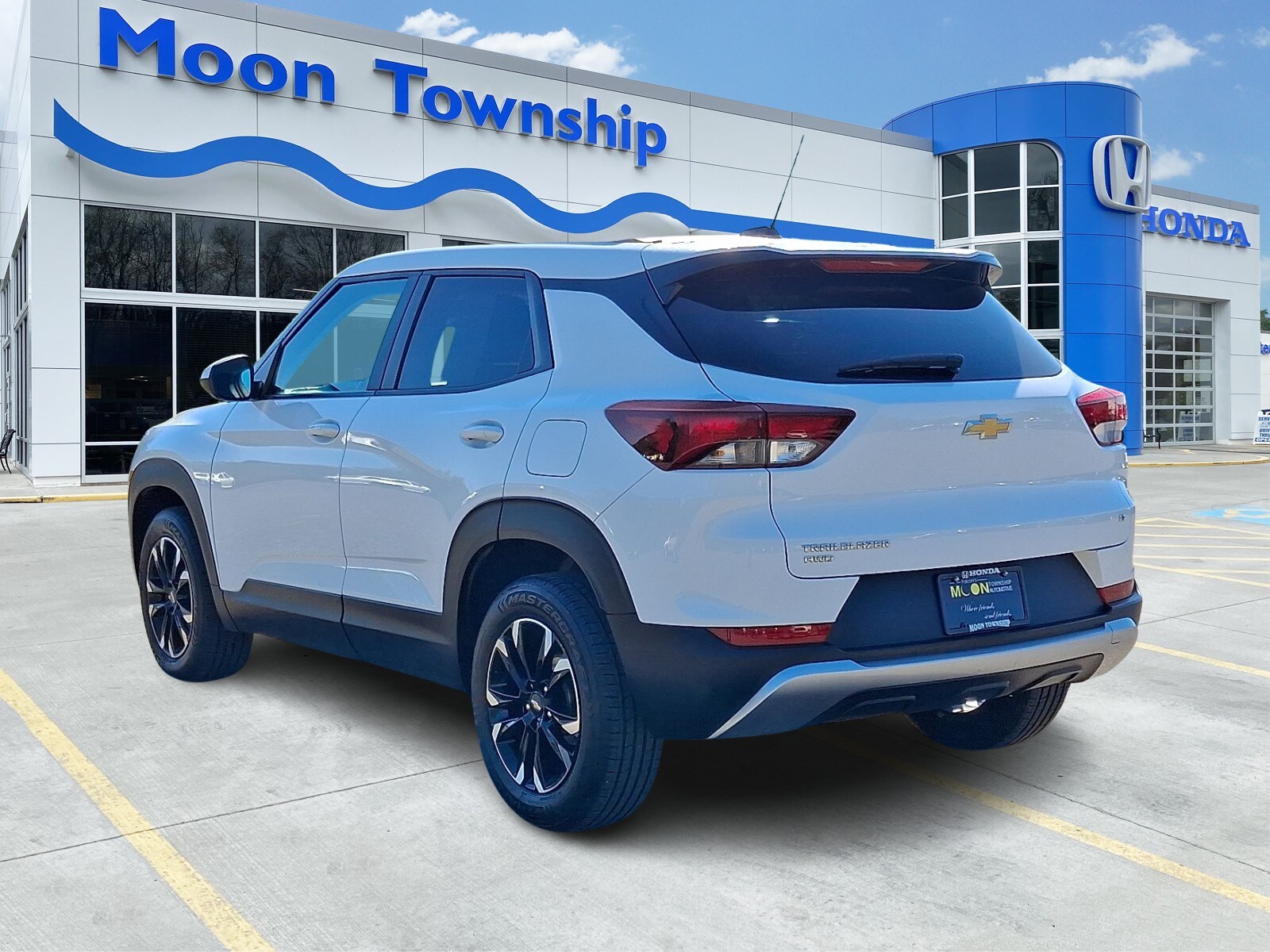 2022 Chevrolet Trailblazer LT photo 3
