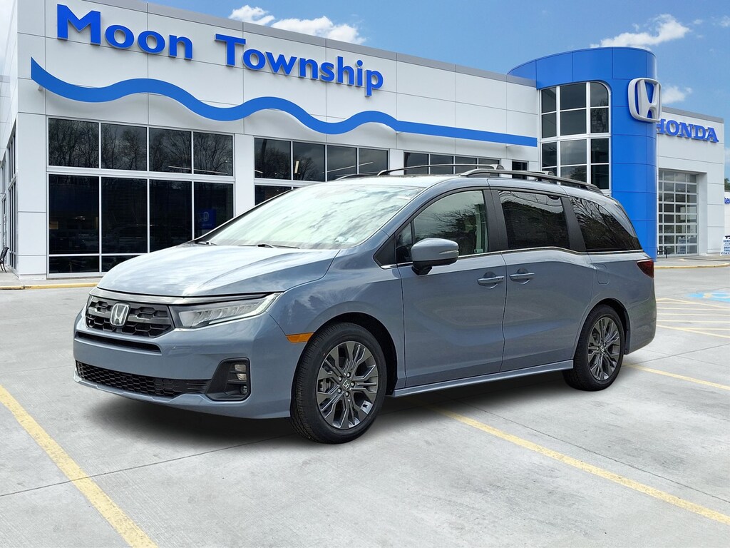 New 2026 Honda Odyssey Touring Minivan/Van