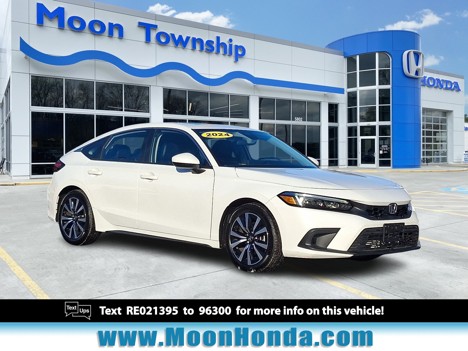 2024 Honda Civic Hatchback EX-L's photo