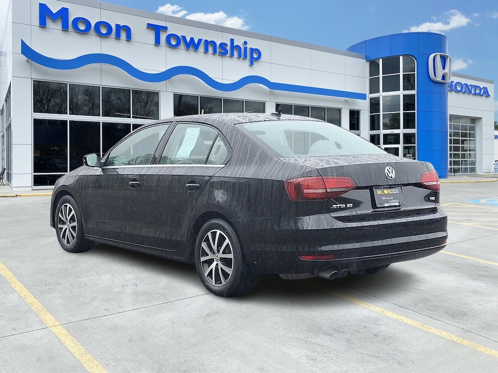 Used 2017 Volkswagen Jetta 1.4T SE Sedan