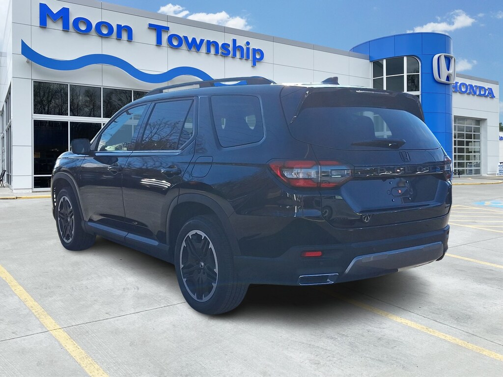 New 2026 Honda Pilot Touring SUV