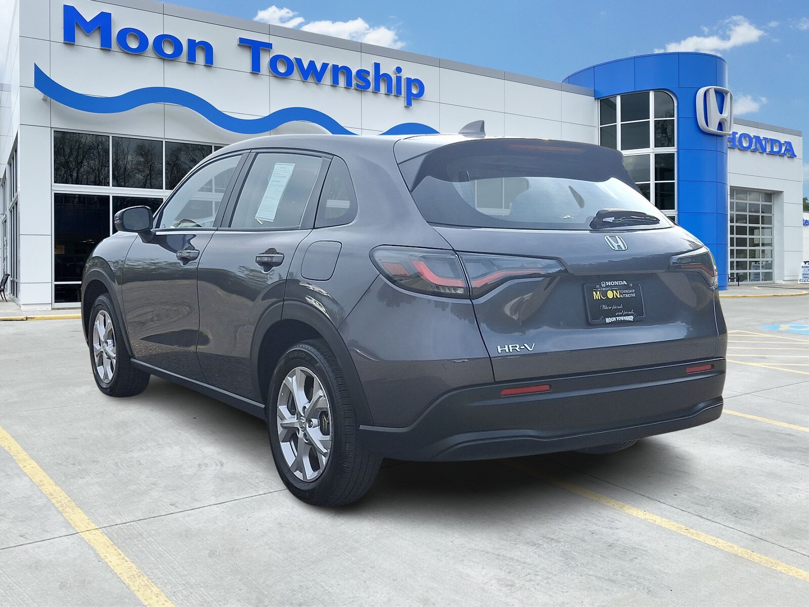 2023 Honda HR-V LX photo 3