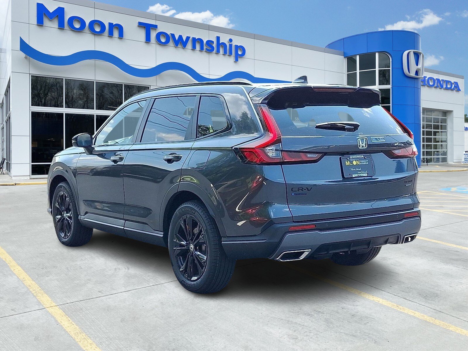 2026 Honda CR-V Hybrid Sport Touring photo 3