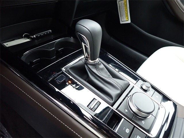 2025 Mazda CX-30 Premium - Photo 16