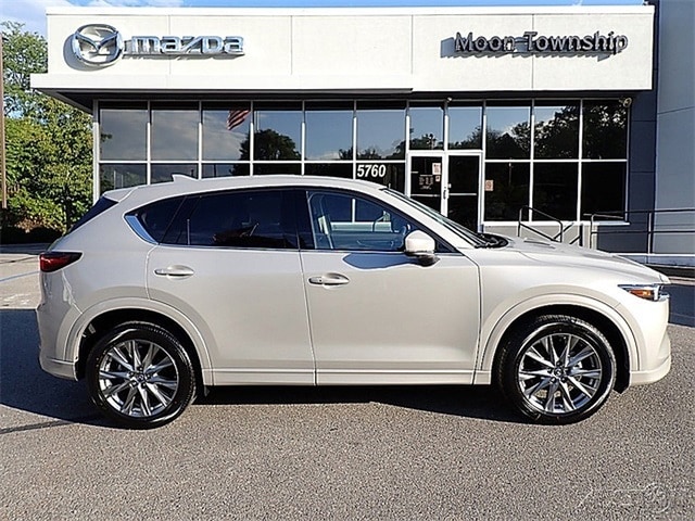 2025 Mazda CX-5 S Premium Plus package's photo