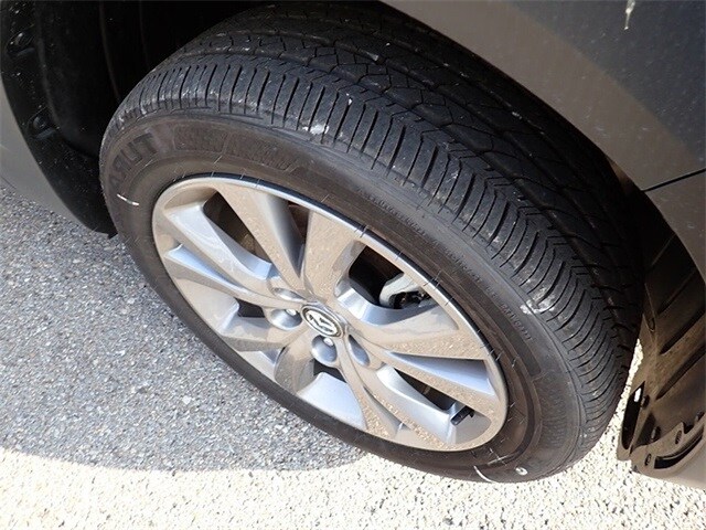 2025 Mazda CX-30 Premium - Photo 10