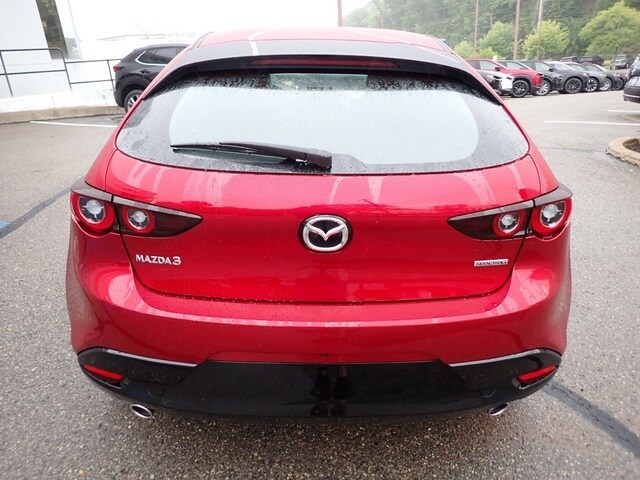 2025 Mazda Mazda3 2.5 s Preferred photo 3