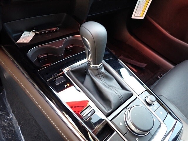 2025 Mazda CX-30 Premium - Photo 17