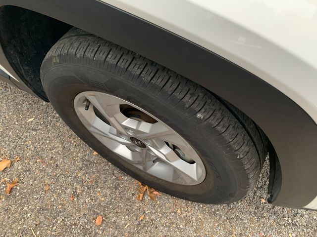 2023 Hyundai Tucson SE - Photo 5