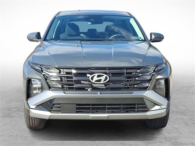 2026 Hyundai Tucson SE photo 2