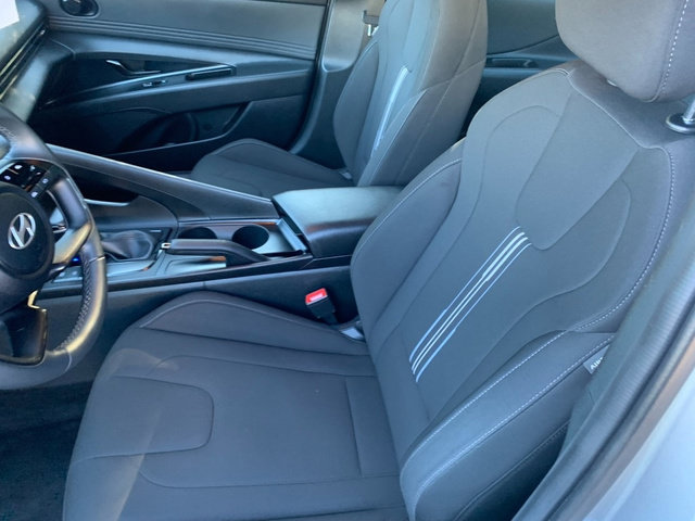 2026 Hyundai Elantra SEL Sport - Photo 17