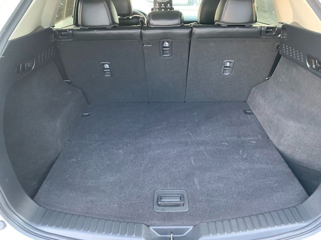2025 Mazda CX-5 S Select Package - Photo 17