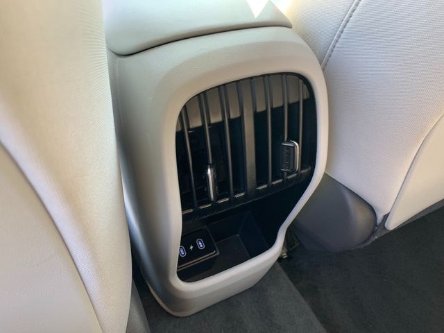 2025 Hyundai Kona SEL - Photo 19