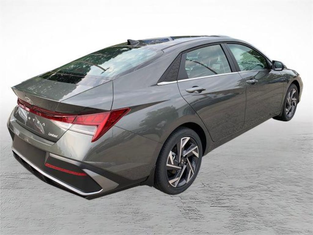 New 2026 Hyundai Elantra Limited Sedan