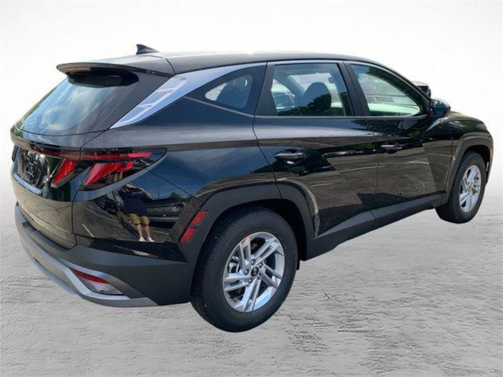 New 2026 Hyundai Tucson SE FWD SUV