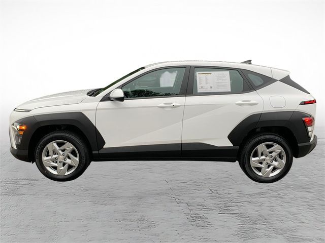 2024 Hyundai Kona SE - Photo 6