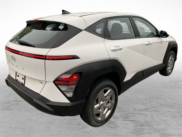 2024 Hyundai Kona SE - Photo 3