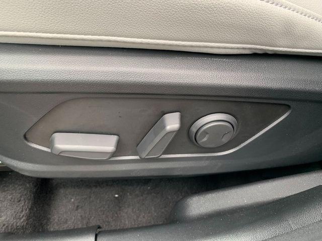 2026 Hyundai Santa Cruz SEL - Photo 14