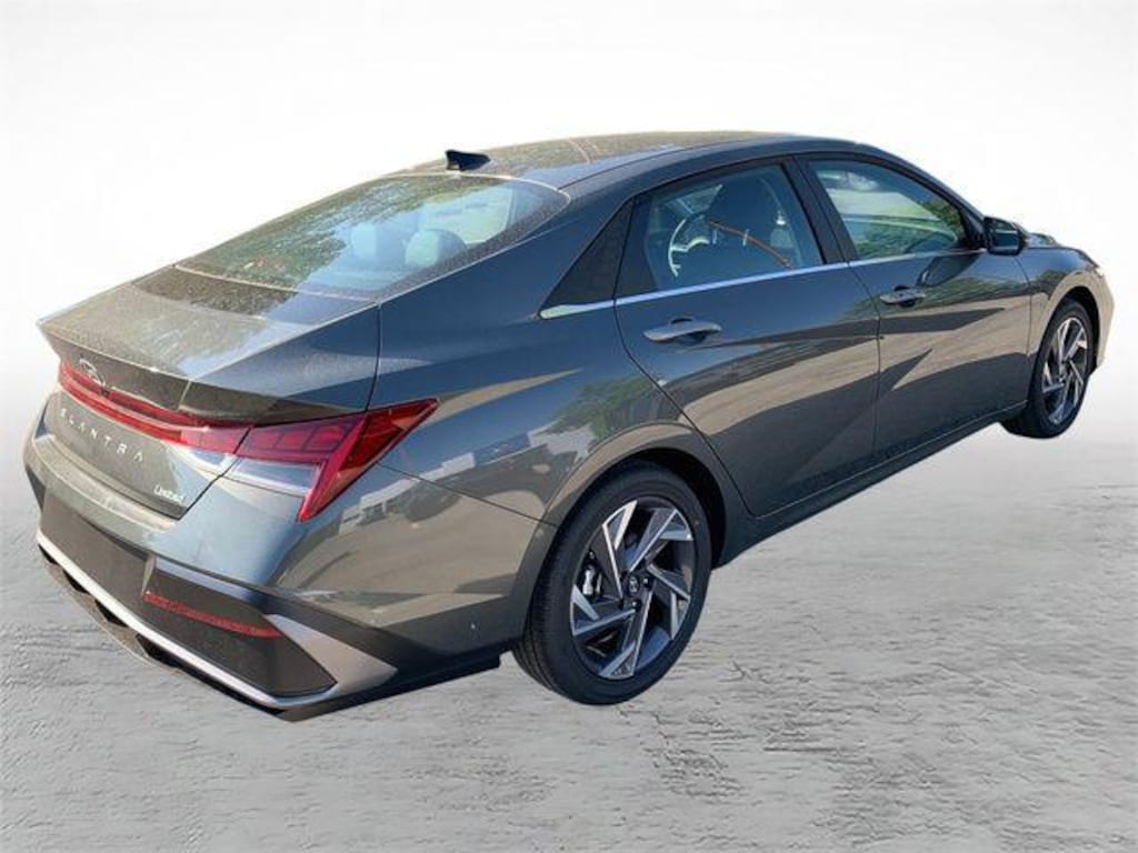 New 2026 Hyundai Elantra Limited Sedan