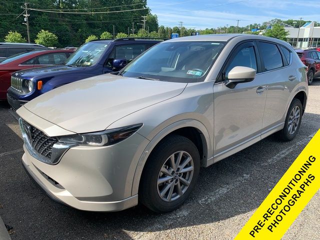 2024 Mazda CX-5 S Preferred package Auto AWD's photo