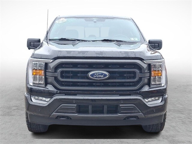 2022 Ford F-150 XLT photo 2