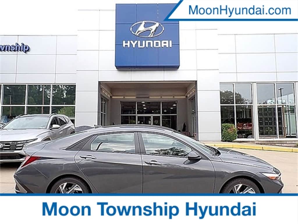 New 2025 Hyundai Elantra SEL Sport Sedan