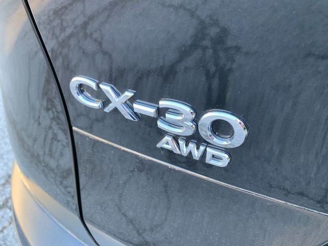 2025 Mazda CX-30 Premium - Photo 14