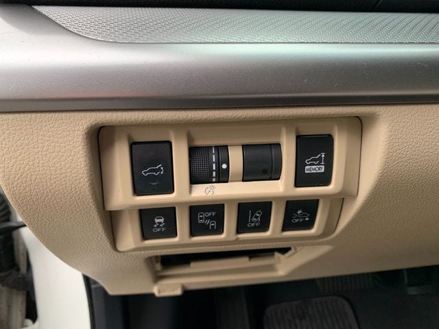 2018 Subaru Outback Premium - Photo 24