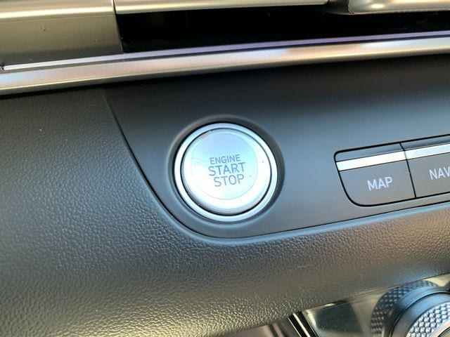 2025 Hyundai Elantra SEL - Photo 24