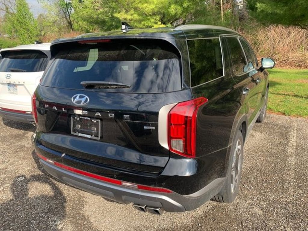 Used 2025 Hyundai Palisade SEL Premium SUV
