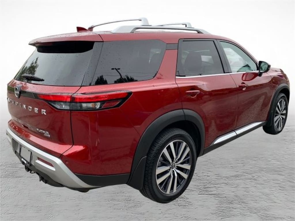 Used 2022 Nissan Pathfinder Platinum SUV