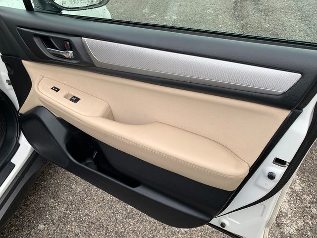 2018 Subaru Outback Premium - Photo 13