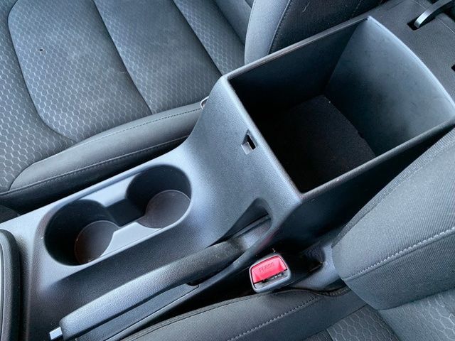 2019 Hyundai Elantra SE - Photo 23