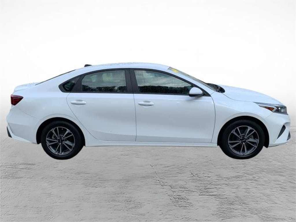 Used 2023 Kia Forte LXS Sedan