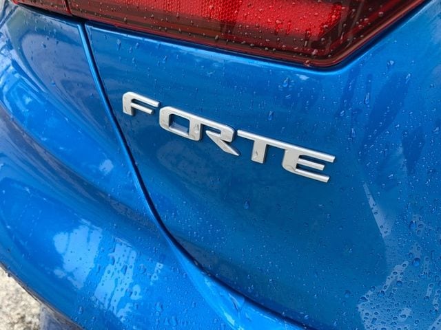 2022 Kia FORTE GT-Line - Photo 16