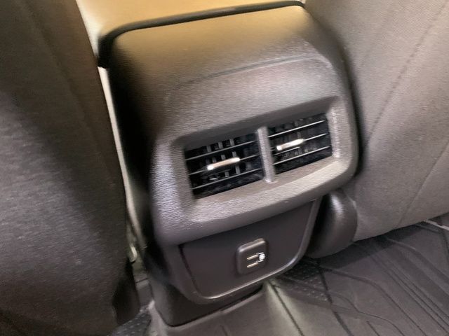 2022 Chevrolet Equinox LT - Photo 21