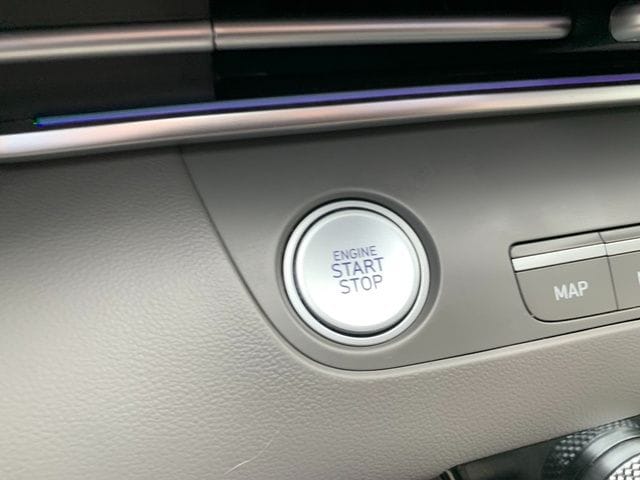 2024 Hyundai Elantra SEL - Photo 24