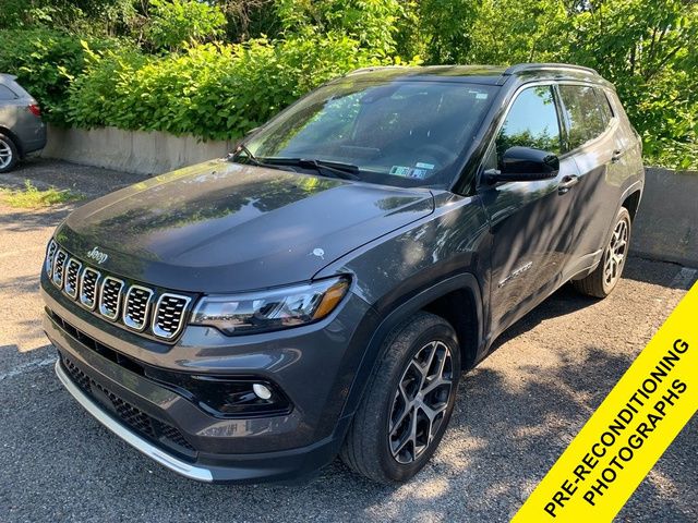2024 Jeep Compass Limited 4X4's photo