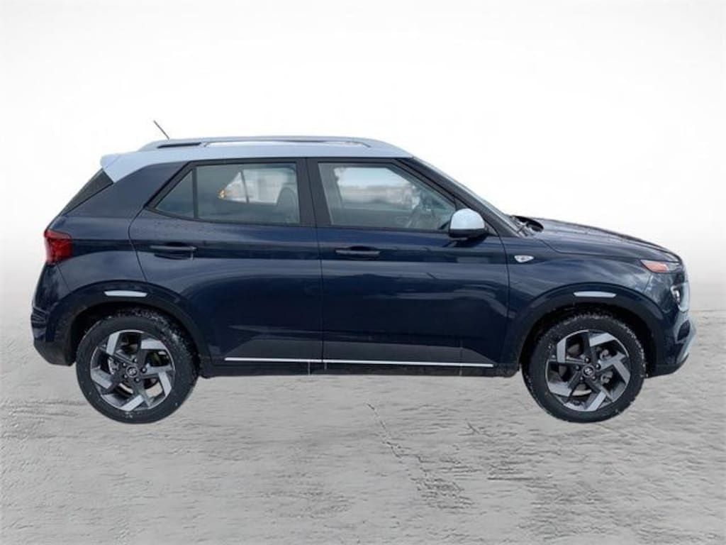 New 2026 Hyundai Venue SEL w/Two-Tone Roof SUV