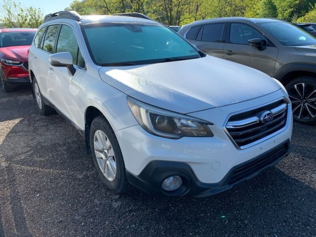 Used 2018 Subaru Outback 2.5i Premium with SUV