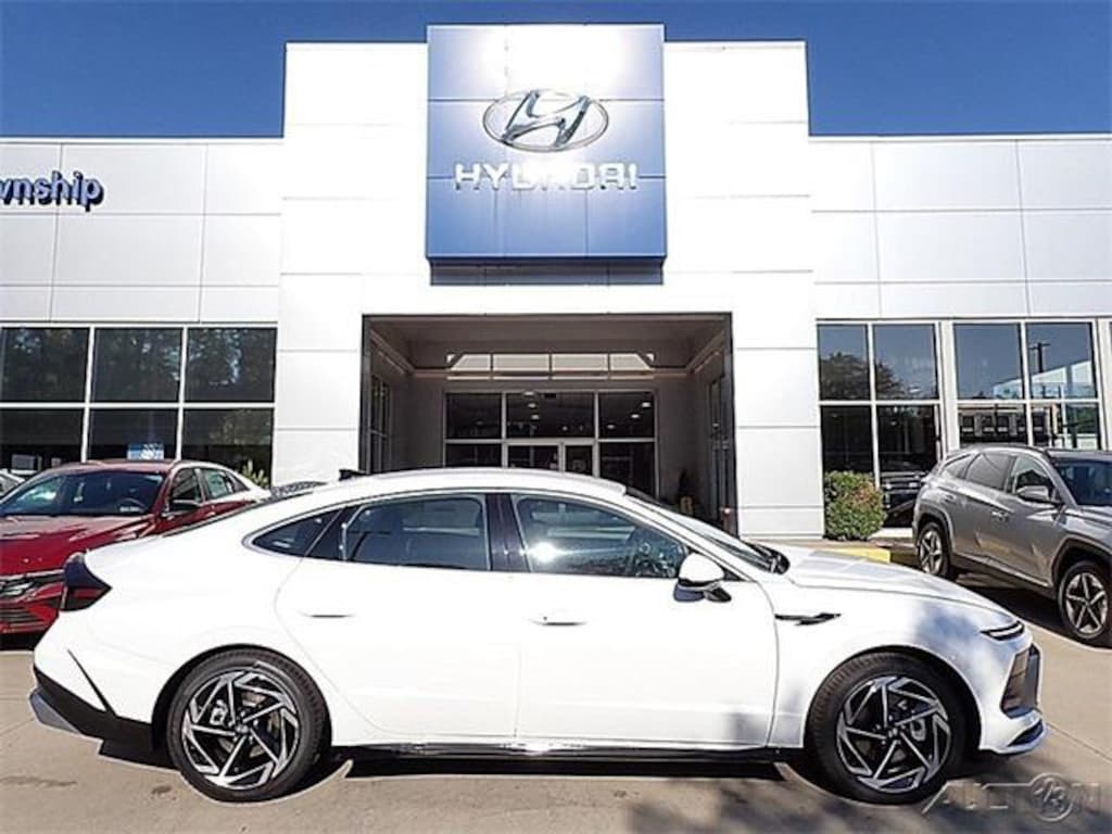 New 2026 Hyundai Sonata SEL Sport Sedan