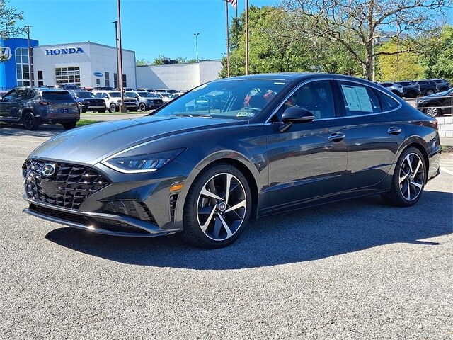 2023 Hyundai Sonata SEL Plus photo 2