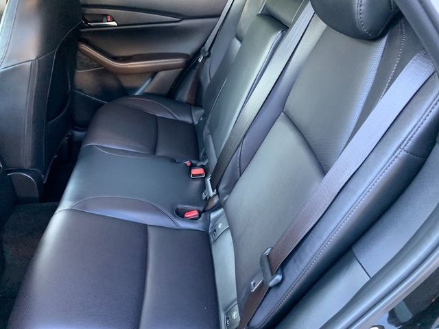 2025 Mazda CX-30 Premium - Photo 17