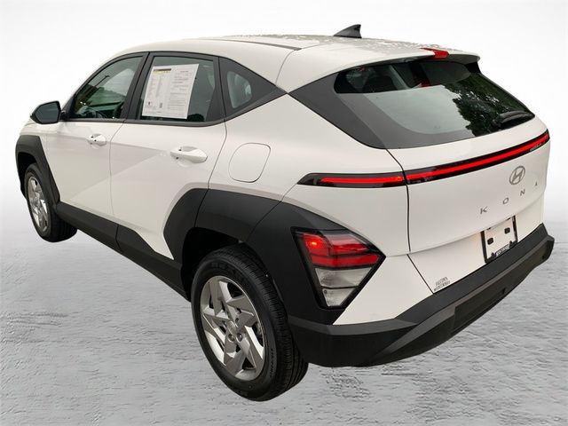 2024 Hyundai Kona SE - Photo 5