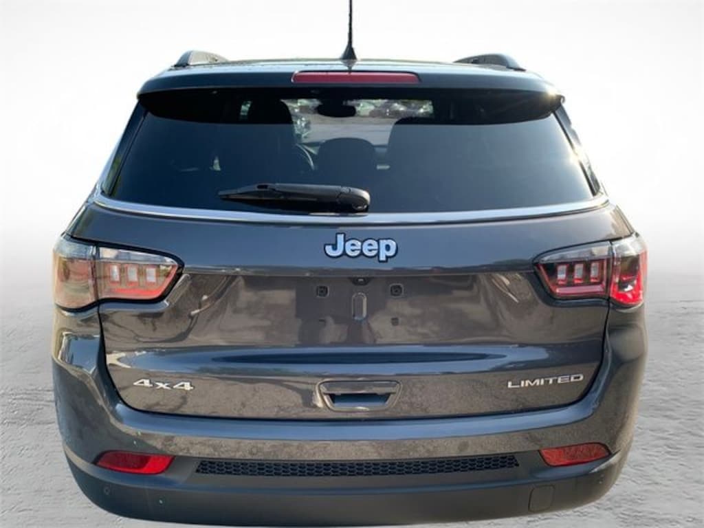 Used 2024 Jeep Compass Limited SUV