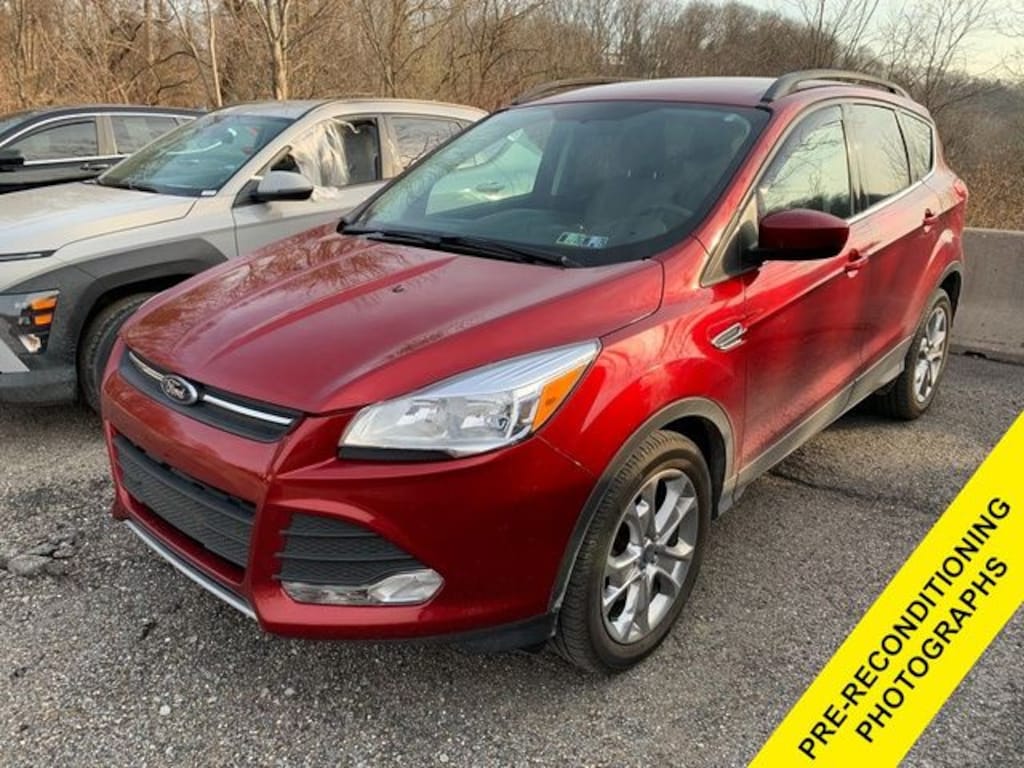 Used 2016 Ford Escape SE SUV