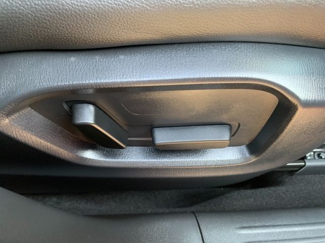 2025 Mazda CX-5 S Preferred package - Photo 12
