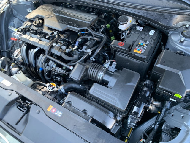 2024 Hyundai Elantra SEL - Photo 27