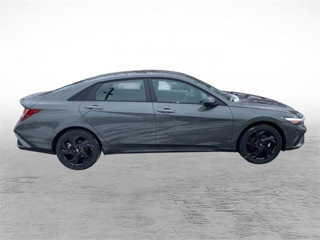 New 2026 Hyundai Elantra SEL Sport Sedan